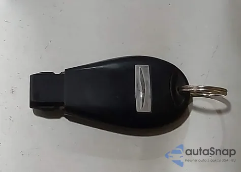 2012 Chrysler Town & Country Touring z USA, uszkodzony, nr VIN 2C4RC1BG3CR200329